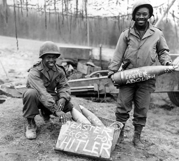 HistoryInPics's tweet photo. Easter eggs for Hitler, 1945 http://t.co/1lTRDzYNUU