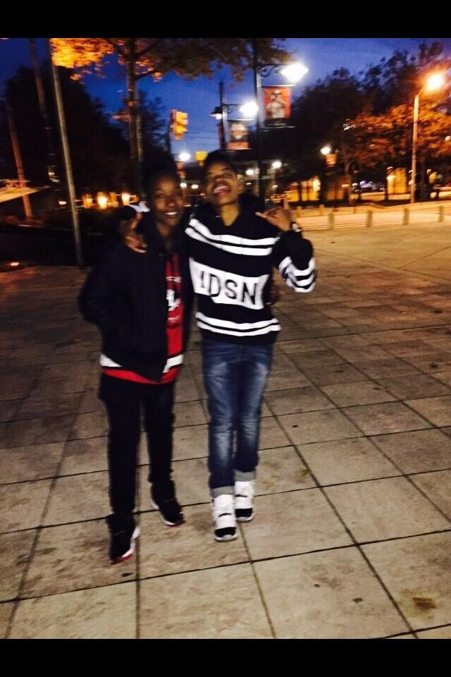 LastNameSavage's tweet photo. After the tailgate with shay I missed her   #turnt #polypride #polyvscity @gay_shay 👯 http://t.co/CKjlly0m7S