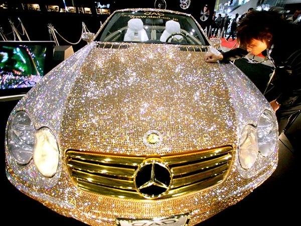 bornrich's tweet photo. Commissioned by Price Al-Waleed of Saudi Arabia, this diamond and crystal Mercedes is worth $48 million. http://t.co/G5fDgBh12P