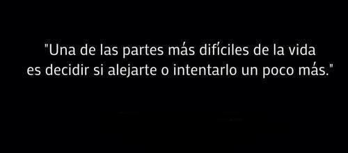 AIFrontliner's tweet photo. Alejarte o intentarlo un poco más. http://t.co/h1vEbyCpoT
