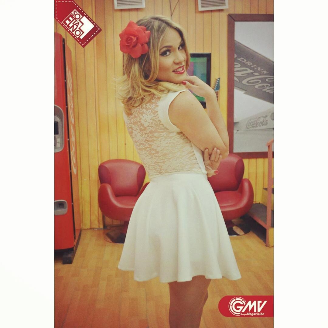 LigiaRoca's tweet photo. Me encanta este look, uno de mis favoritos, ☺¿ y tu ya tienes tu look favorito? @bellavalestore http://t.co/5p6FiXQpfA