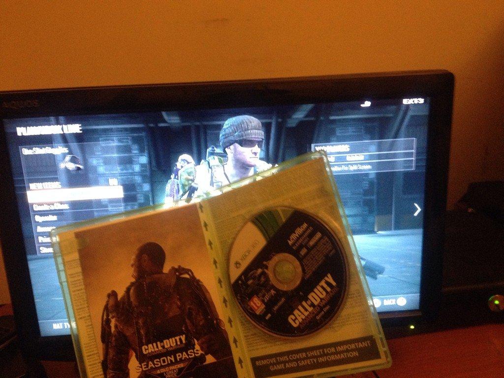 ImmJustBrian's tweet photo. GIVEAWAY: #advancewarfare

RULES: 
MUST FOLLOW @ColtBriN &amp; @uhZiql 

Winner picked @ 250 RT's http://t.co/2OAJF5qRnH
