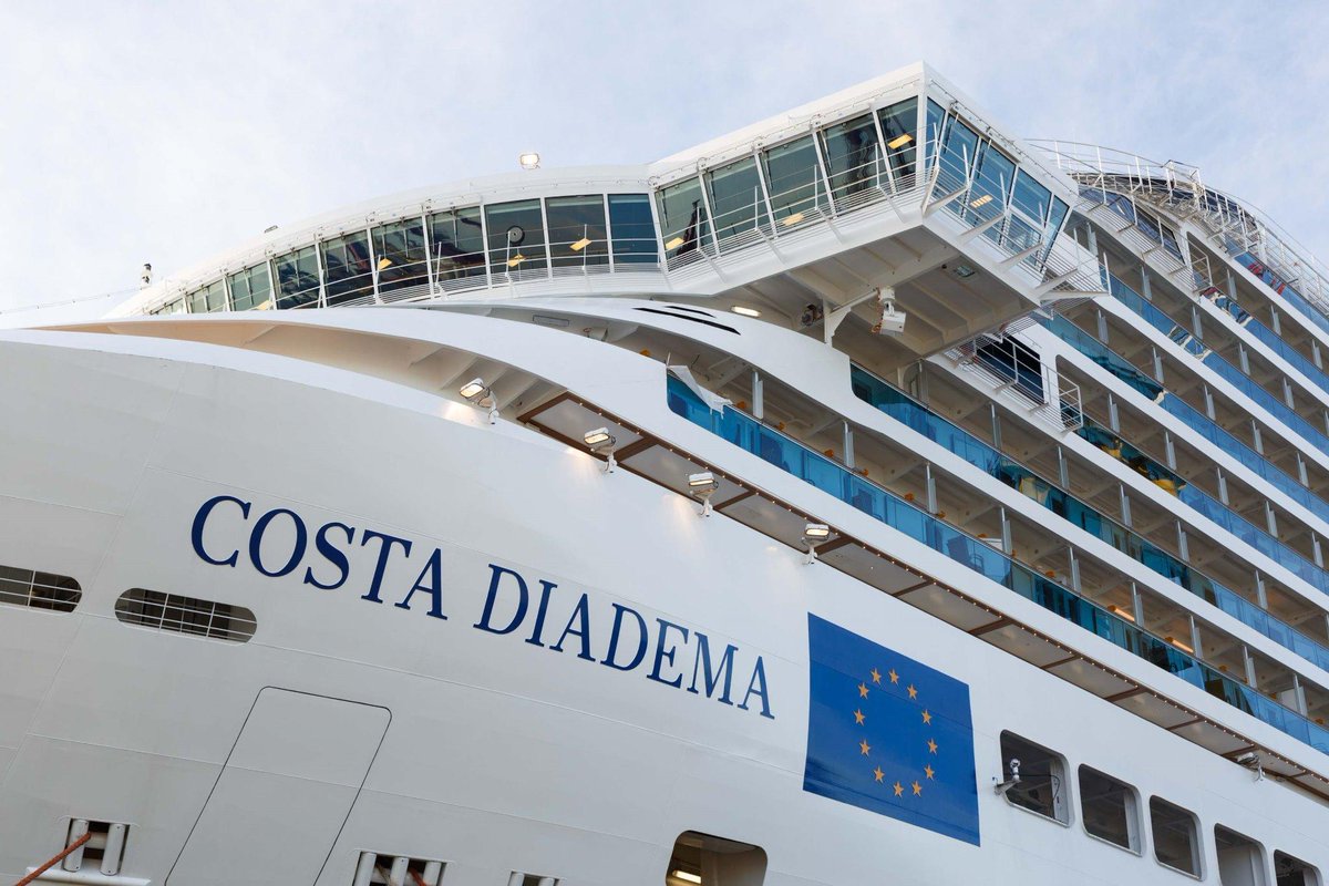 costacruisesAUS's tweet photo. The new Queen, Costa Diadema, has arrived ! http://t.co/FTnFkyKdZk