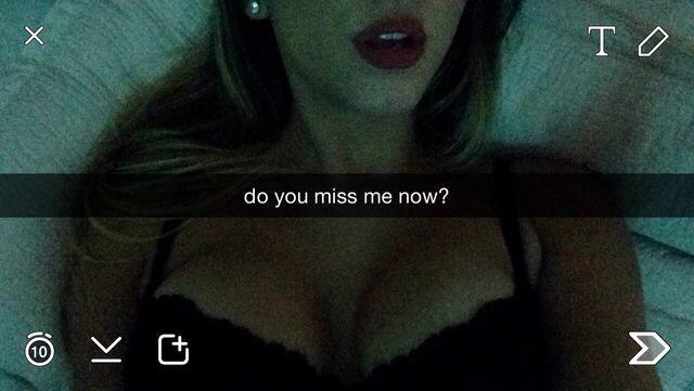 leslynoemi_'s tweet image. if we're dating..