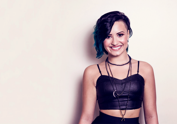 DevonneWorldBR's tweet photo. Boa noite, Lovatics! #RollersMusicAwards DemiLovato http://t.co/HflJs60z4H