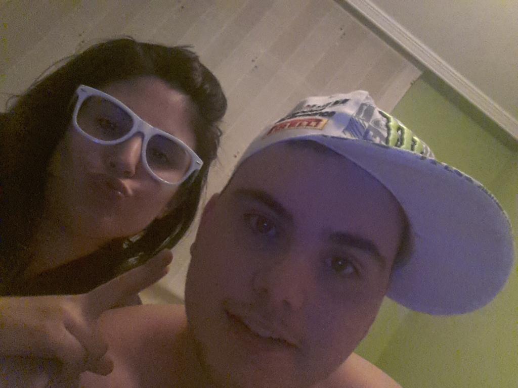 Varelayz tweet media