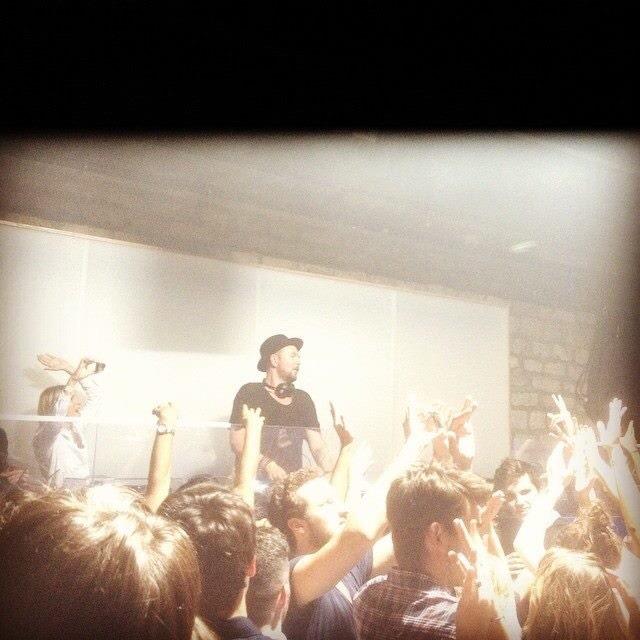 laurensg91's tweet photo. Throwback to kölsch at showcase in Paris @kolschofficial #amazing #loreley 🙌 http://t.co/PakpZdUIM9