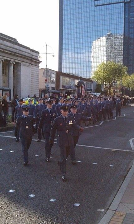 Stephen88Taylor's tweet photo. Air cadets at Birmingham Remembrance parade @ComdtAC @aircadets @OCWarkBhamWing @487ATC http://t.co/ZSul5PzZ1i