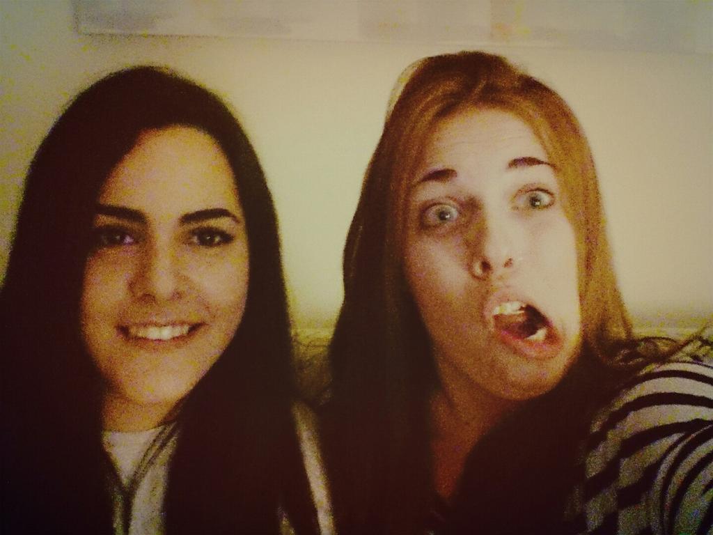 Eriiikaa19's tweet photo. Así se me queda el careto cuando paula chilla! #selfie #DBT6GH15 @ghoficial http://t.co/NkxYQVBIRA