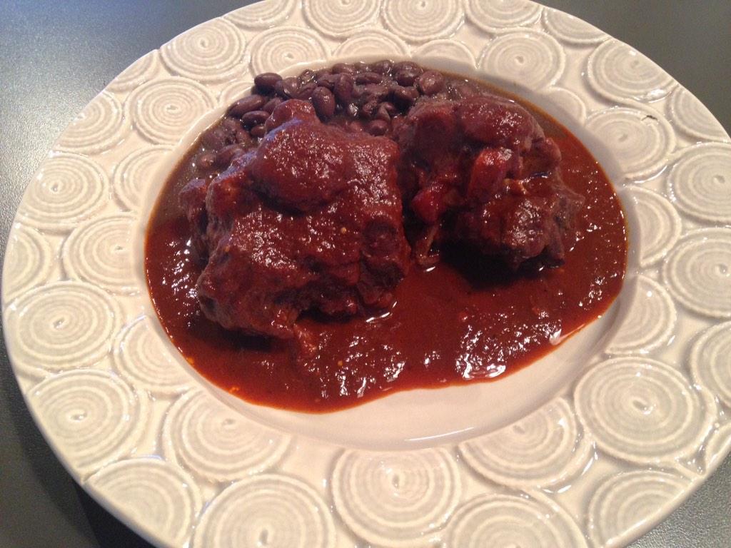 JuanC_Sommelier's tweet photo. My first #Oxtail in #Adobo, my mother's recipe! Tortillas getting warm. Ideas for pairing? @ATXSomms? http://t.co/2FSWwDRmVD