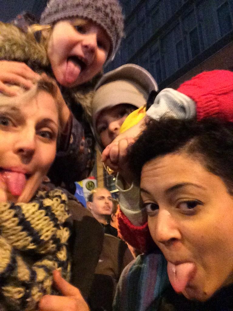 Stefan Heym: "Es ist, als habe einer die Fenster aufgestoßen." #BerlinWall #Lichtgrenze #Mauerfall2014 #fotw25 #