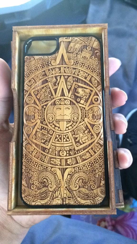 JaySteezy22's tweet photo. S/o to @GetRedPanda for the case 📱 http://t.co/QudXyvXTr0