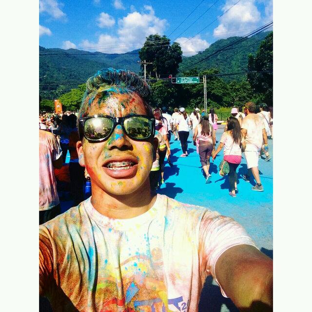 AlbertoCastle3's tweet photo. #Colorun #ColorRun2014 #ColorRun #ElDiaMasColoridoDelAño http://t.co/is295P5qX3