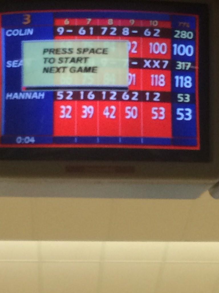 hannah__lyn's tweet photo. When I bowl with 7year olds.. 😂 #toogoood http://t.co/grj7J6D5f9