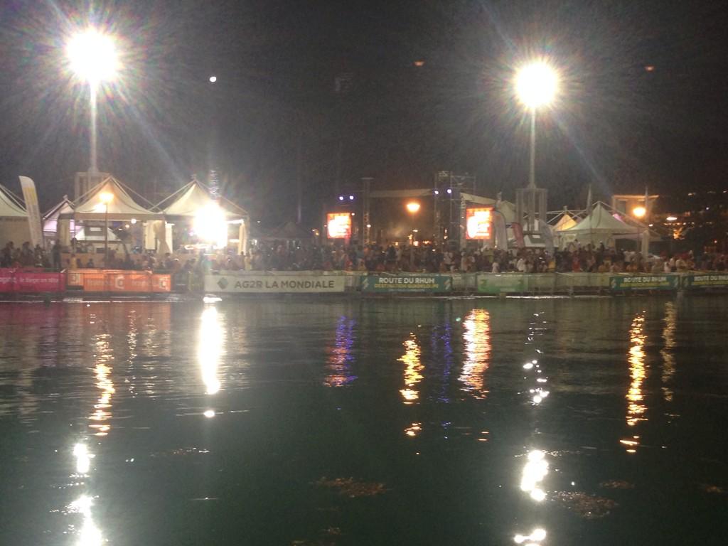 VoileBanquePop's tweet photo. C'est déjà l'affluence des grands jours à la Darse de Pointe-à-Pitre ! On attend @loickpeyron #AllezLoick http://t.co/hvXOQfOn3m