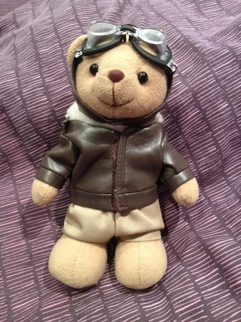 KDHSHist's tweet photo. Whoop #Leeroy's back, repaired &amp; ready for learning @KDHSchool #historyclass #historyteacher #education #Manchester http://t.co/bXYX4EmVjH