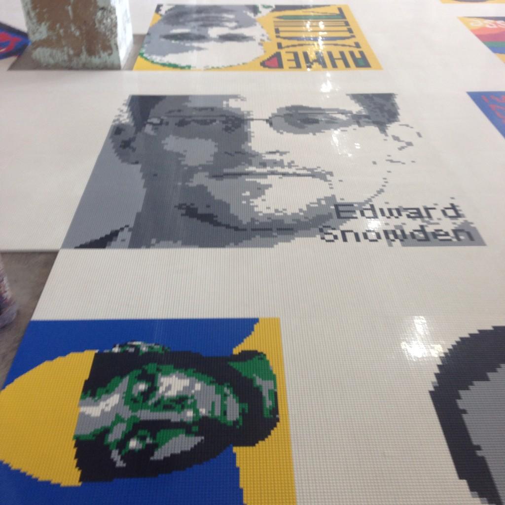 hautetcourt's tweet photo. “@jessicalhubley: Fav quote from Ai Weiwei exhibit at Alcatraz #snowden" http://t.co/NqOT4uEHS5” reminds us of @AWWNeverSorryFR #CITIZENFOUR