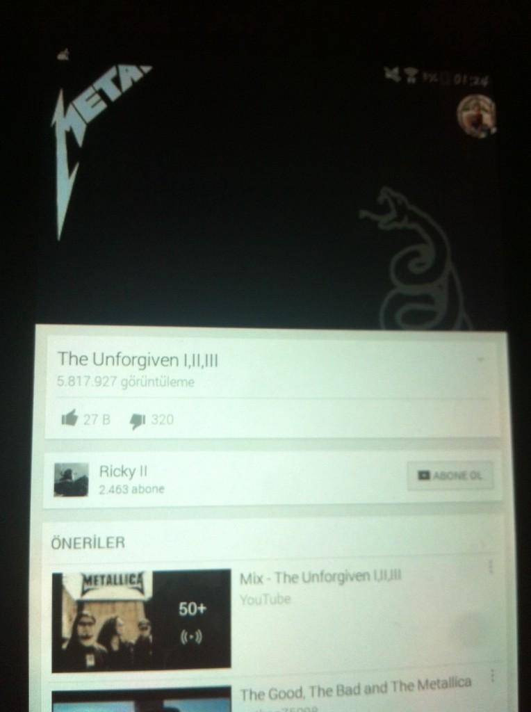 whiteinafricanY's tweet photo. Aşırı dozda " THE UNFORGİVEN" alıyorum bu gece... Birazdan özüme dönüp #cihandabager e geçicem 😎 http://t.co/IpVWa9Jpq7