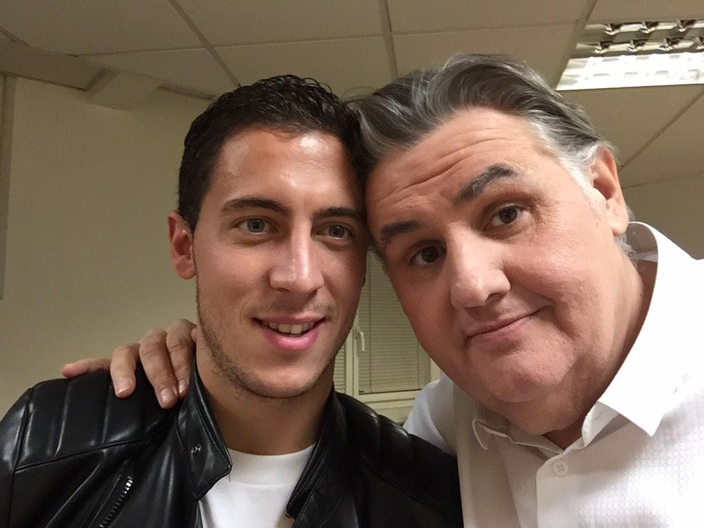 PierreMenes's tweet photo. Un génie et un mec rigolo. Pourquoi tous les joueurs ne sont-ils pas comme @hazardeden10 ? http://t.co/1nCZbyH8u1