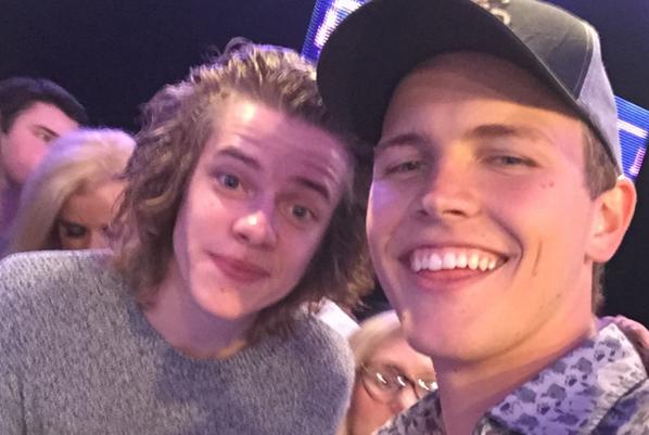 .<a href="/jeromejarre/">JÉRÔME JARRE</a> met <a href="/Harry_Styles/">Harry Styles.</a>' twin, @richard_dickson at the #MTVEMA 😍