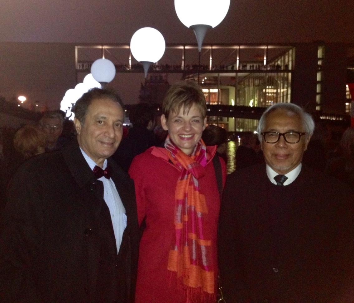 mivanova's tweet photo. With @AbdallahDaar and Prof. Zakri, two outstanding scientists and members of #ScienceBoard (UN Scientific Adv Board) http://t.co/Rv5dRd6XB3
