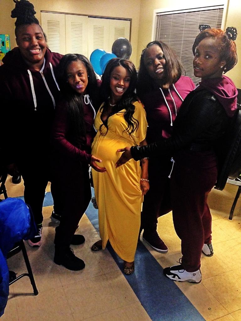 bighomietoyou's tweet photo. Welcome Baby Luv #babyShower  #longLiveLUV 👳 http://t.co/w2rlKWBbDW