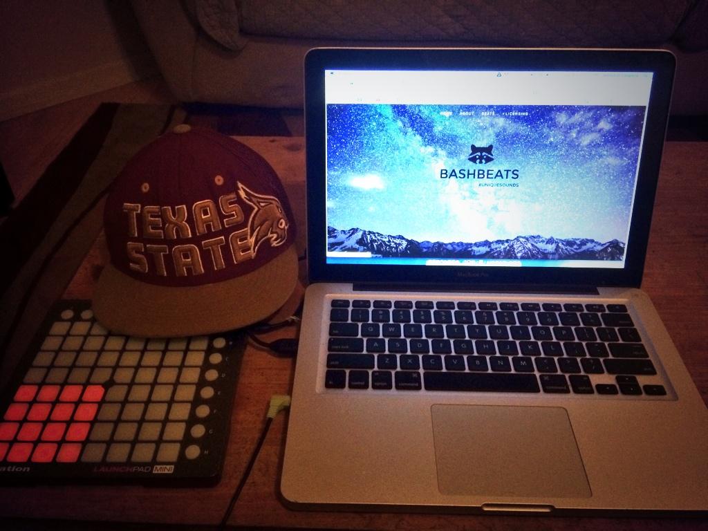 Bash_beats's tweet photo. http://t.co/ZLslZOE8AR #TXST #BASHBEATS http://t.co/ZOhcRVV7oq