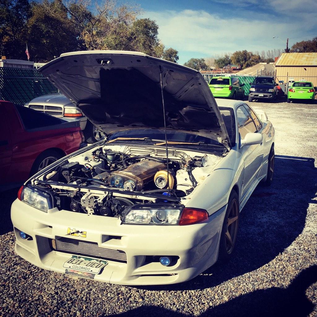 R32SKYLINEE's tweet photo. : One more 😍😳#gtr #tuner  #skyline #rb26 #JDM #turbo  #stance #car http://t.co/LLyPoSVMYQ