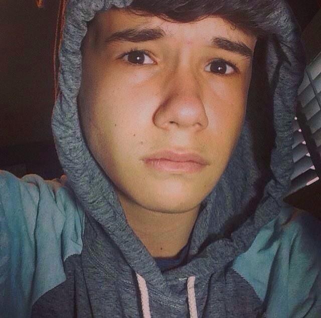 thatspanishsebi's tweet photo. tagged by @highoffseb http://t.co/JRXxbNt7EZ