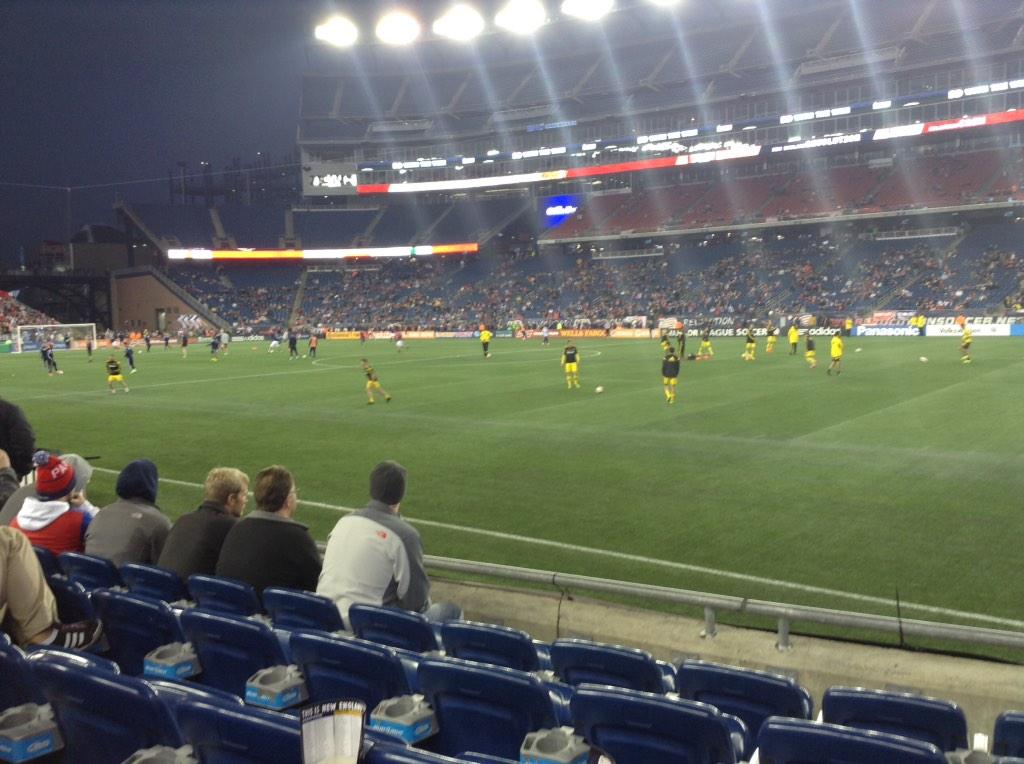 craeside_'s tweet photo. Second of all, great night at the revs game and great win 3-1 #rollrevs http://t.co/veEptHThlF