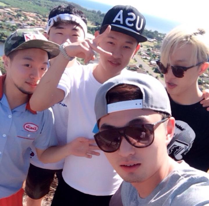 Crush9244_fan's tweet photo. Crush looks cuter and younger, doesn't he?😂😚 cr:kse3125 #CrushTH http://t.co/ILOod0aTlW