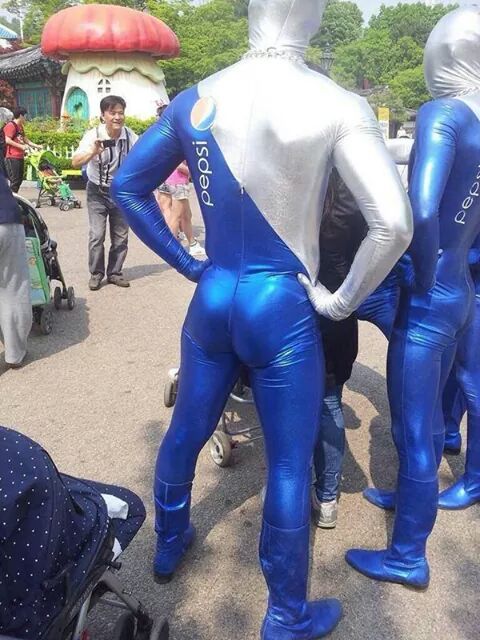 ppfuck11's tweet photo. ฟิต ตุง http://t.co/jyX6NFT3IF