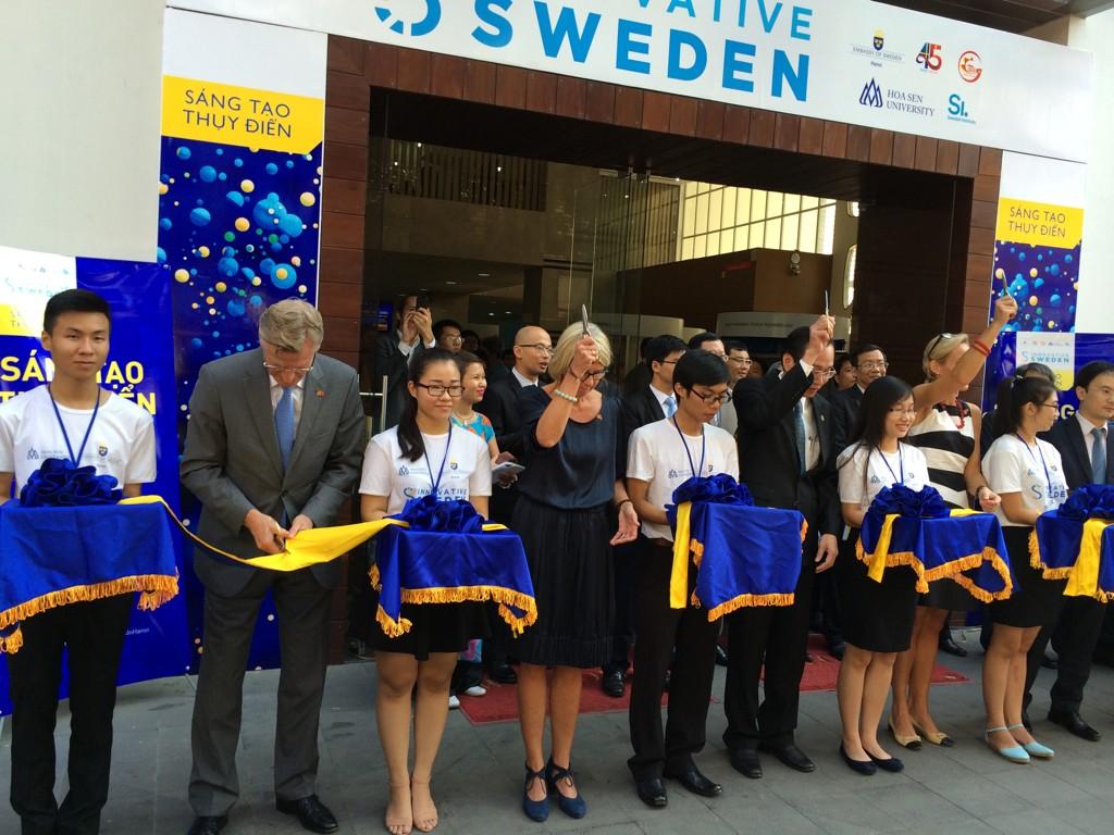 Eva_Akesson's tweet photo. Innovative Sweden är nu öppnat! @SweInstitute #innovswe http://t.co/Yv8faowbxN
