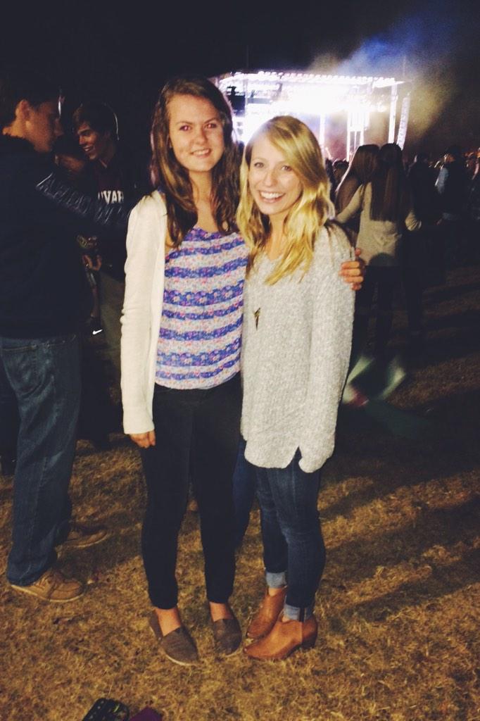 AnsleyKane's tweet photo. Loved seeing my sweet cousin at #InsideOutLIVE tonight! @elizabethbest48 http://t.co/nEwb2rSwXA