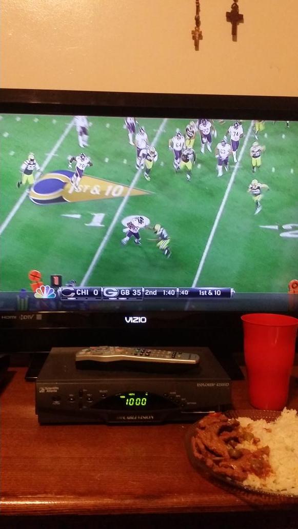 kevinpagan35's tweet image. An my boys are doging 35 - 0 #cheeshead #Packers