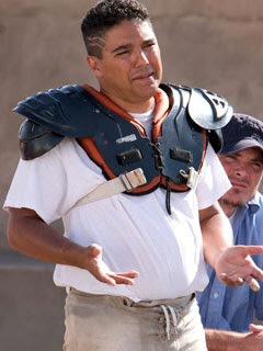 swimcoach421's tweet photo. Brucie #PlayersBetterThanJayCutler #ShouldntOfAtePopcorn http://t.co/WvayPmJ3kq