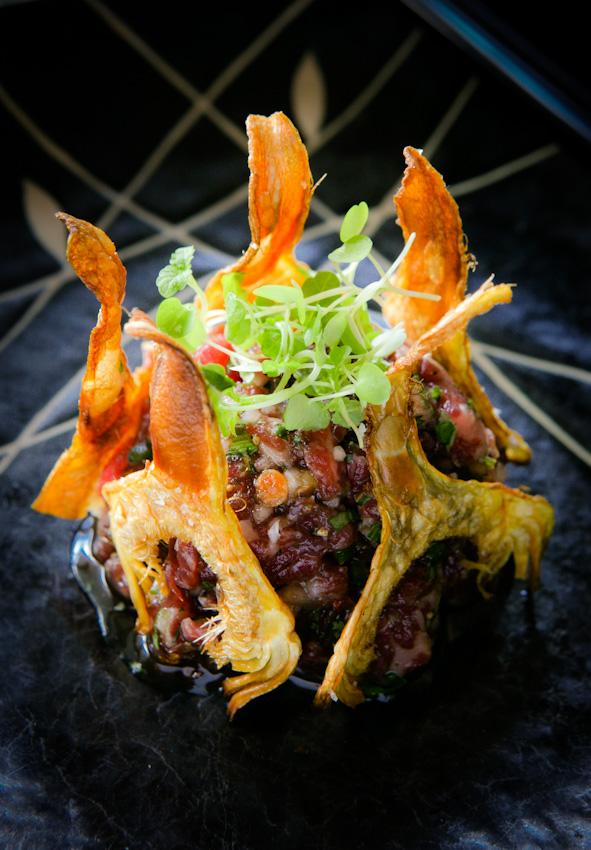 The dish! Hmong tartar of oyster blade &amp; smoked eggplant, artichoke chips <a href="/Hospitalityed/">Hospitality mag</a> <a href="/geoff_lindsay/">Geoff Lindsay</a> <a href="/_raremedium/">Rare Medium Journal</a>
