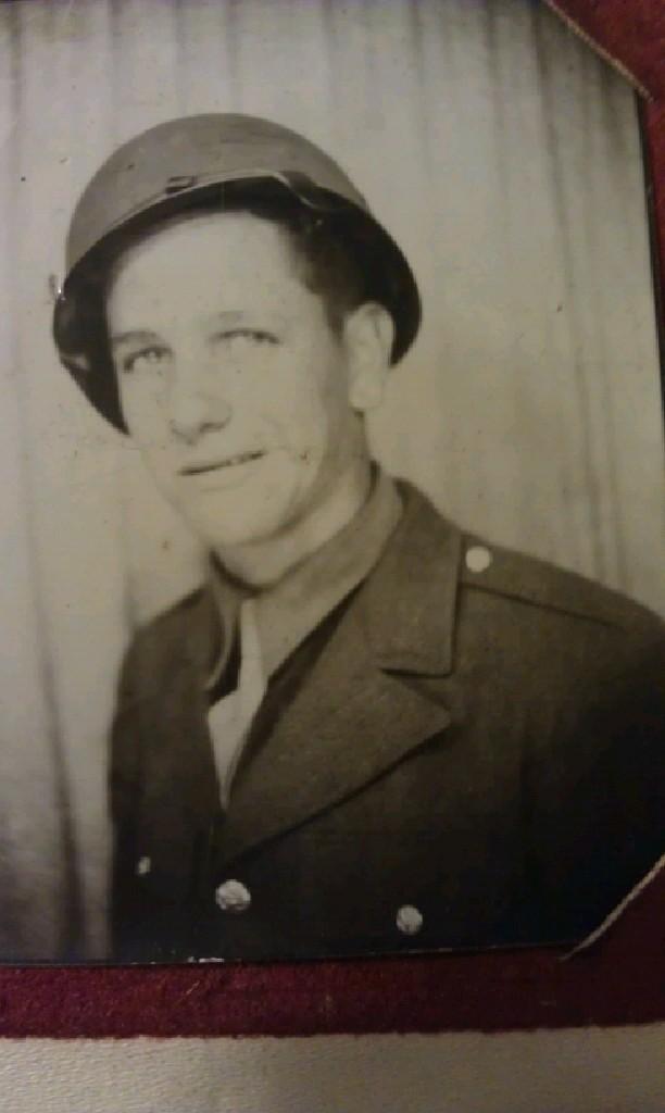 BNHS Veterans Assembly on Tues. Bring pics of your special veteran. Wear red white &amp; blue. #bnundefeated <a href="/heystuco/">Byron Nelson StuCo</a>