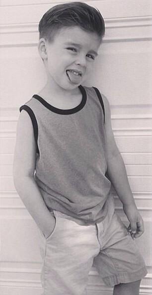 Dustin663's tweet image. 