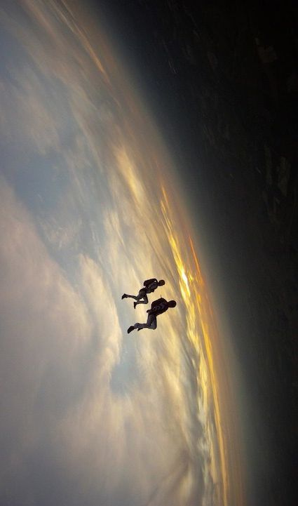 SkydiveA's tweet photo. #beautiful #skydiving #loveit #skydive #sky #livefree http://t.co/KQyb8mxFy1