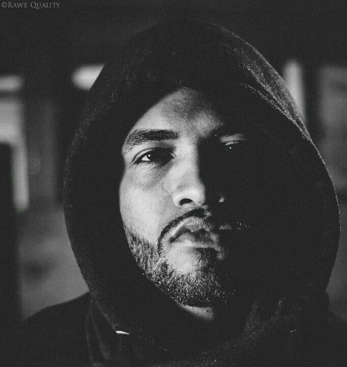 LoudCloudRadio's tweet photo. JOYNER LUCAS feat. Busy Signal - Riding Solo @RealJoynerLucas  http://t.co/ycVNMRt4JN  #WeWormin #LCM #215Love http://t.co/vB9k9LKomL