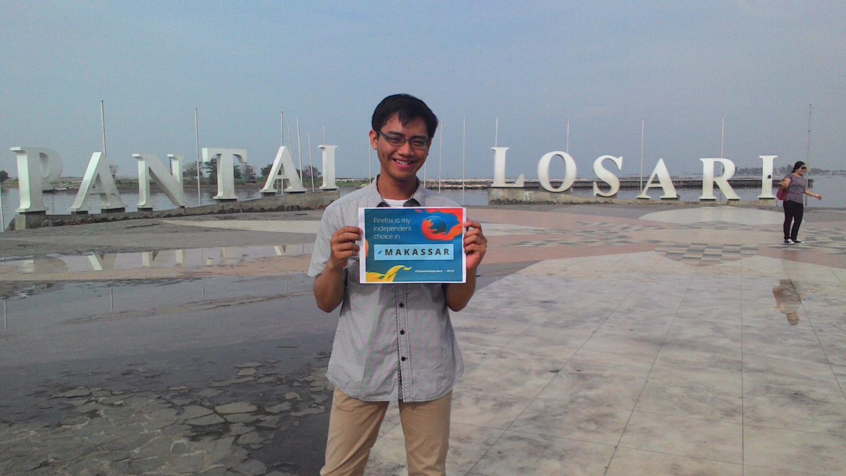 muhfachrulrazy's tweet image. Firefox is our Independent choice in Makassar #fx10 #ChooseIndependent #firefoxstudents