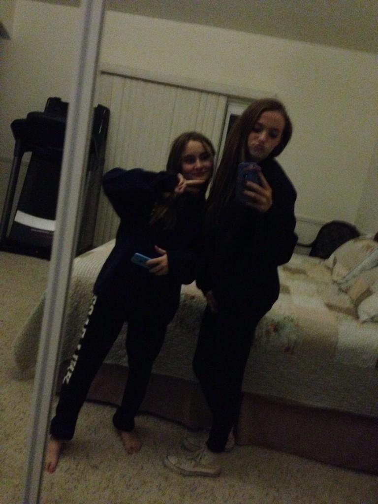 KyndyllGarrison's tweet photo. before&amp;after. We almost got kidnapped. #dingdongditching #notourgame http://t.co/FEWf3rDzvc