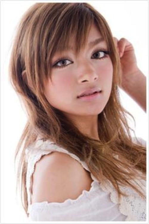 ローラ ファッション
