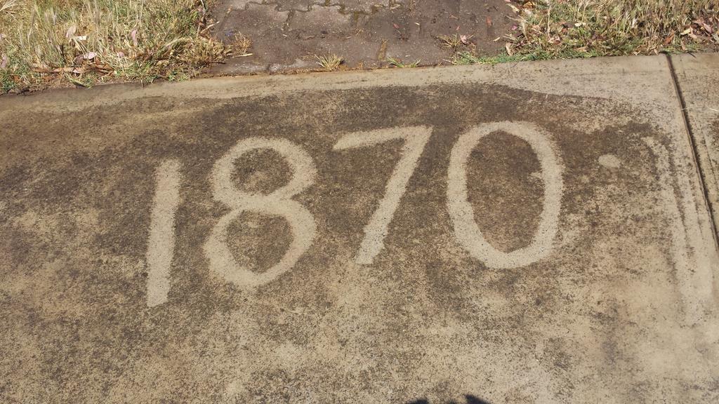 PryorIan's tweet photo. @PAFC was pressure cleaning the driveway and somehow this ended up on the footpath http://t.co/AZRZvYrwjC