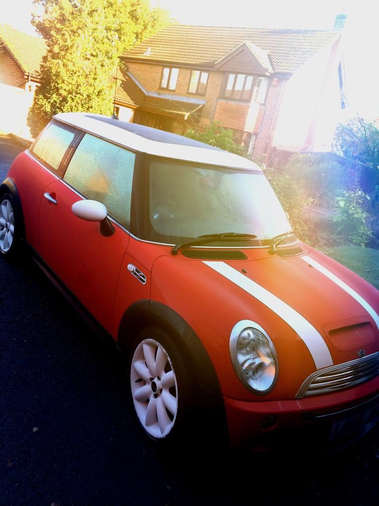 katelockett's tweet photo. Actually pretty sad to see him go 😞🚗 #firstcar #lovehate #mini http://t.co/TkT3w1X1sx
