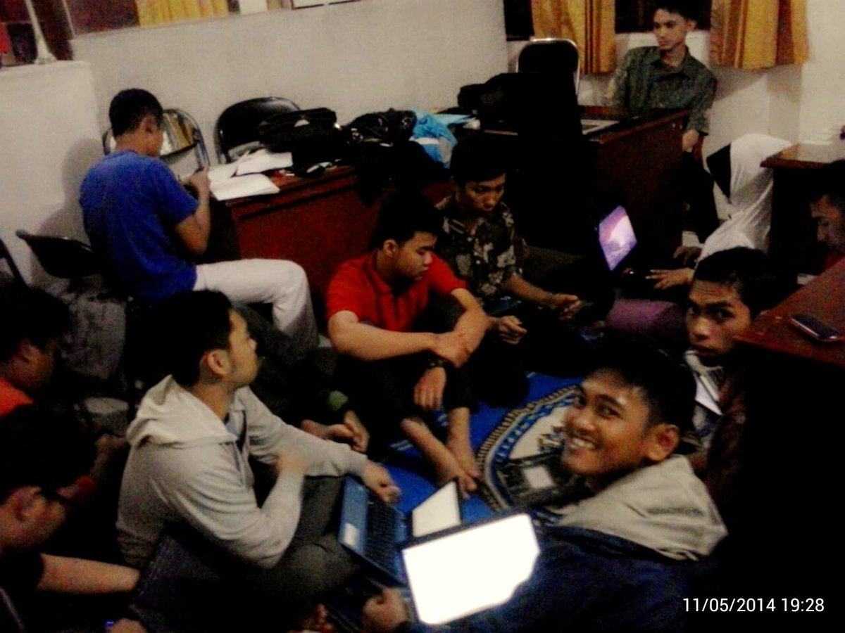 Rapat progja dan proposal kegiatan
Tahun 2014-2015