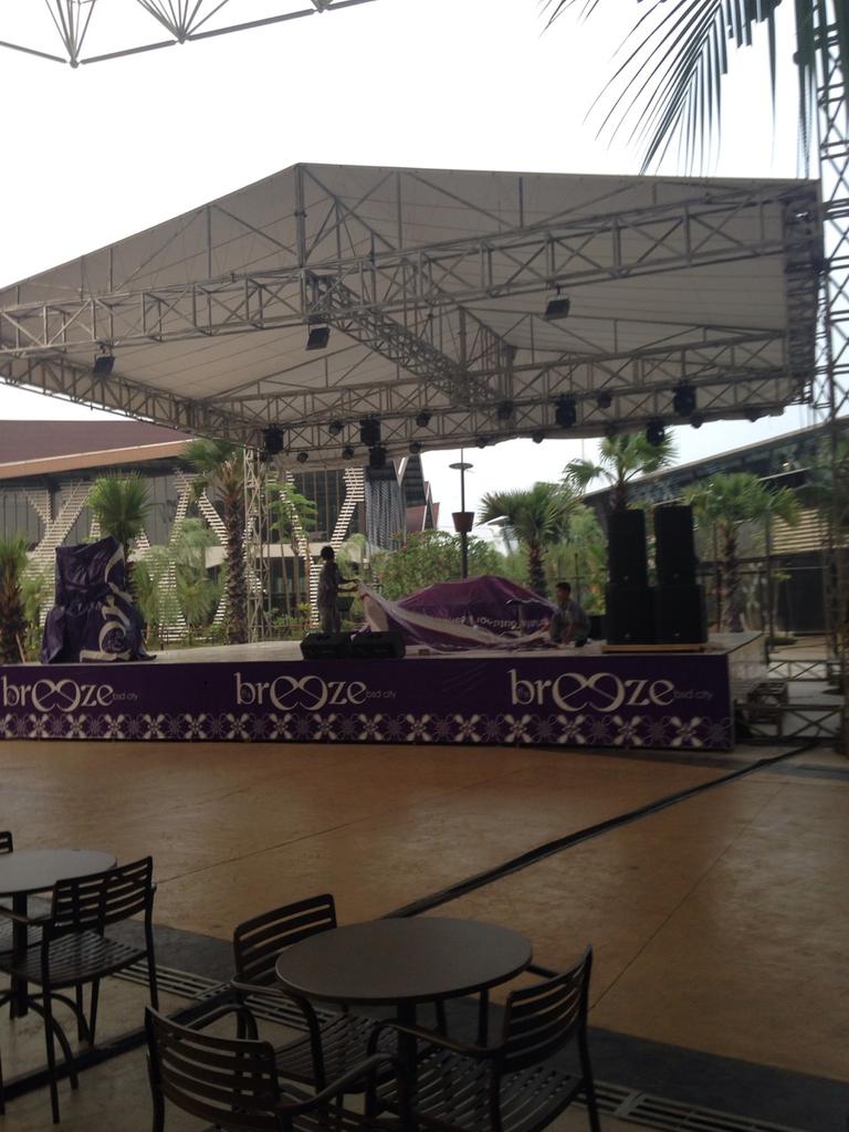 STASMIC 2015 tweet media