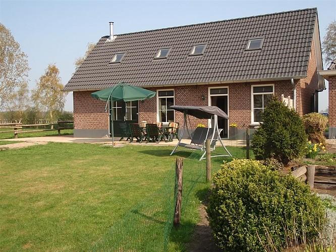 De toplocatie van deze week: bit.ly/1xl3gG8 Het Bakhuus in Halle. Een luxe vakantiewoning in de Achterhoek!