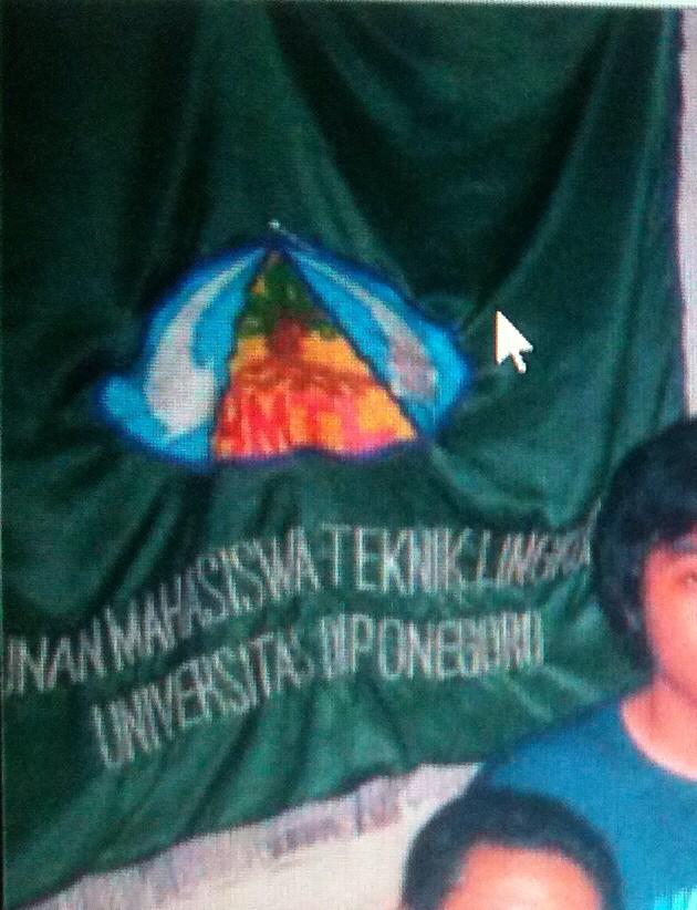 TLUndip2012's tweet photo. Ini dia penampakan lambang @HMTLundip pada awal berdiri cc: @TLUndip2013 @greenforce2011 @TL2010action http://t.co/uHG6YPPVSj